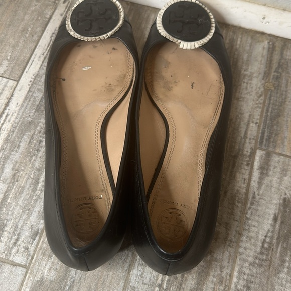 Tory Birch Miller Fringe Ballet Flat Black and White Size 8 - Picture 3 of 6